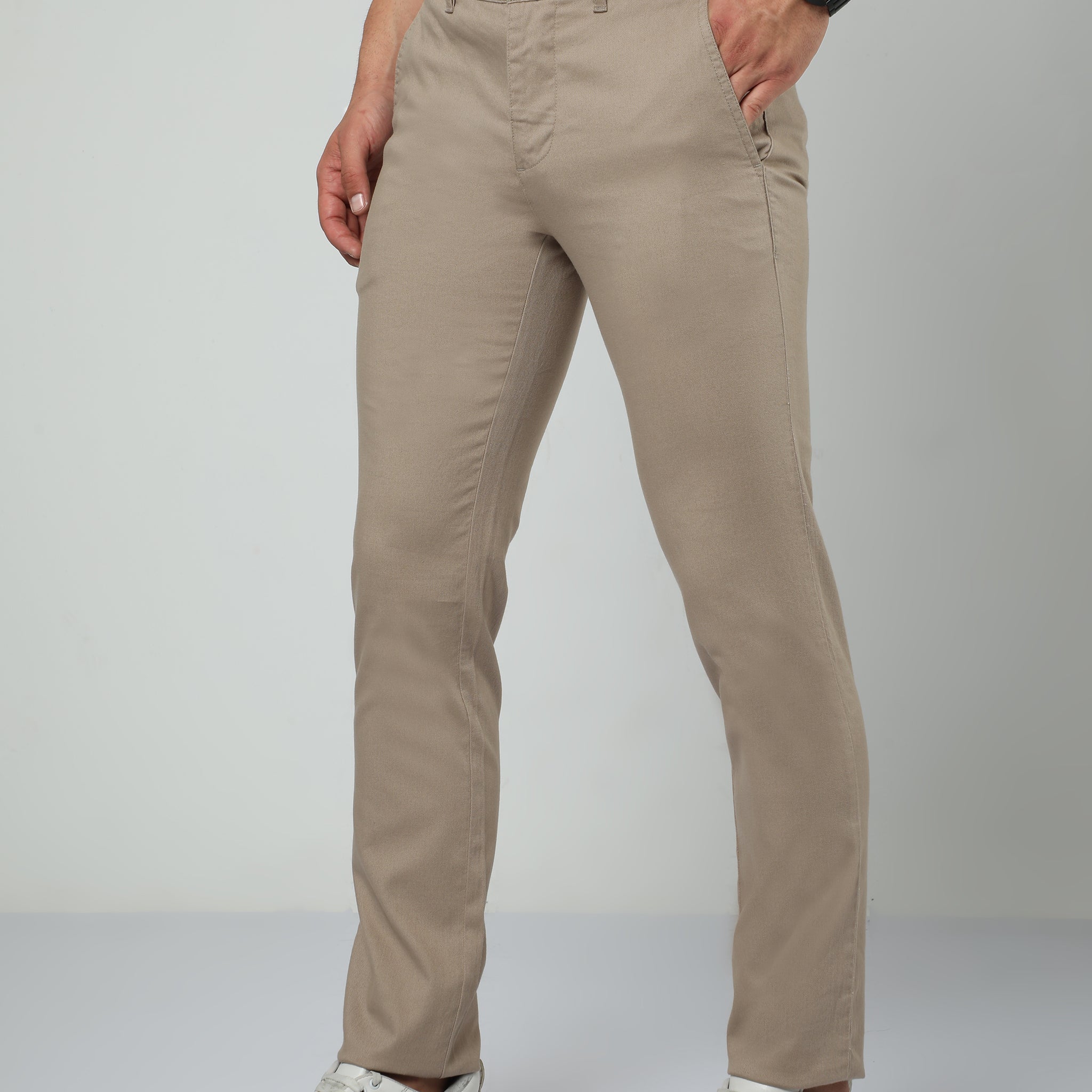 MEN KHAKI SOLID SLIM FIT TROUSER