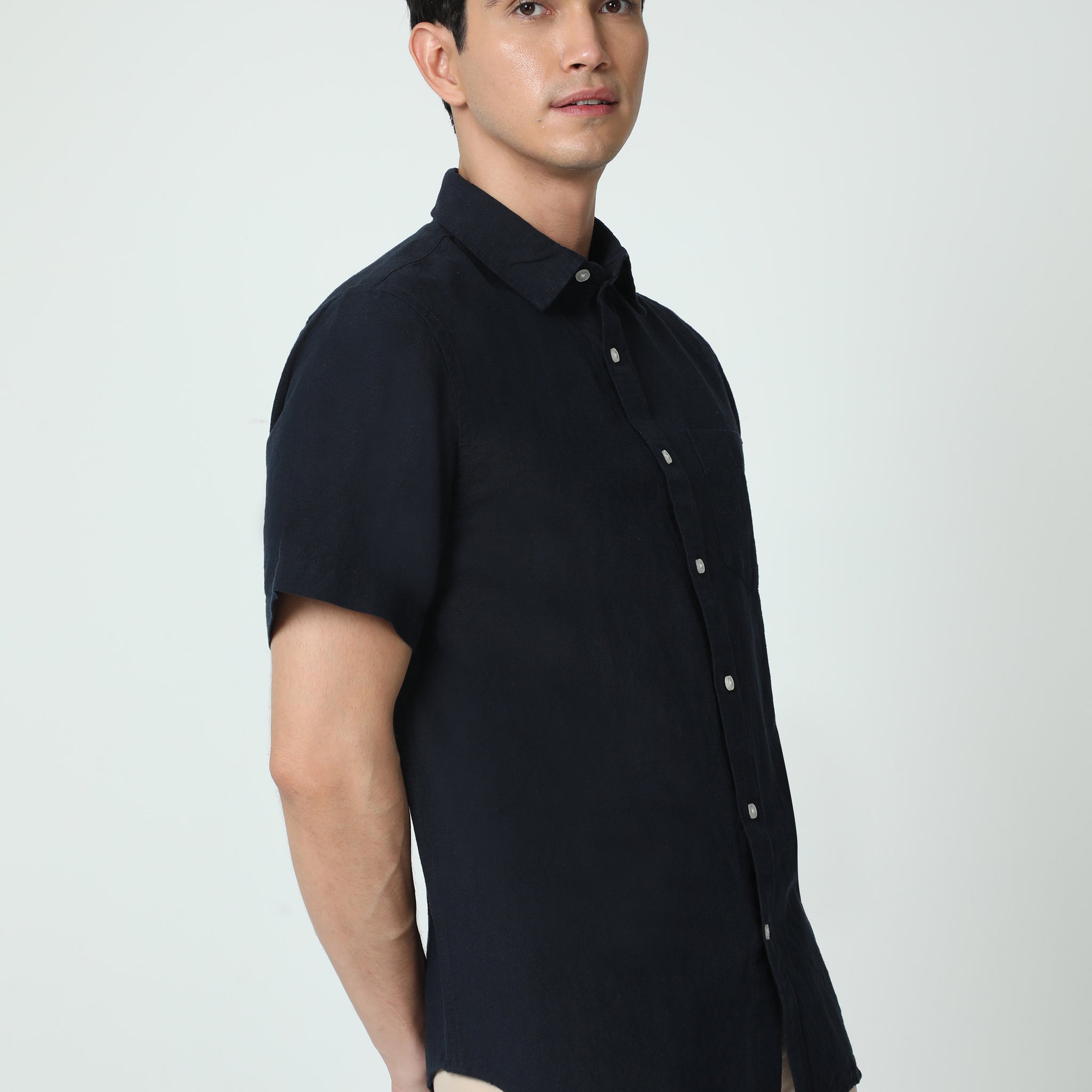 MEN LINEN DK NAVY SOLID HALF SLEEVE SHIRT