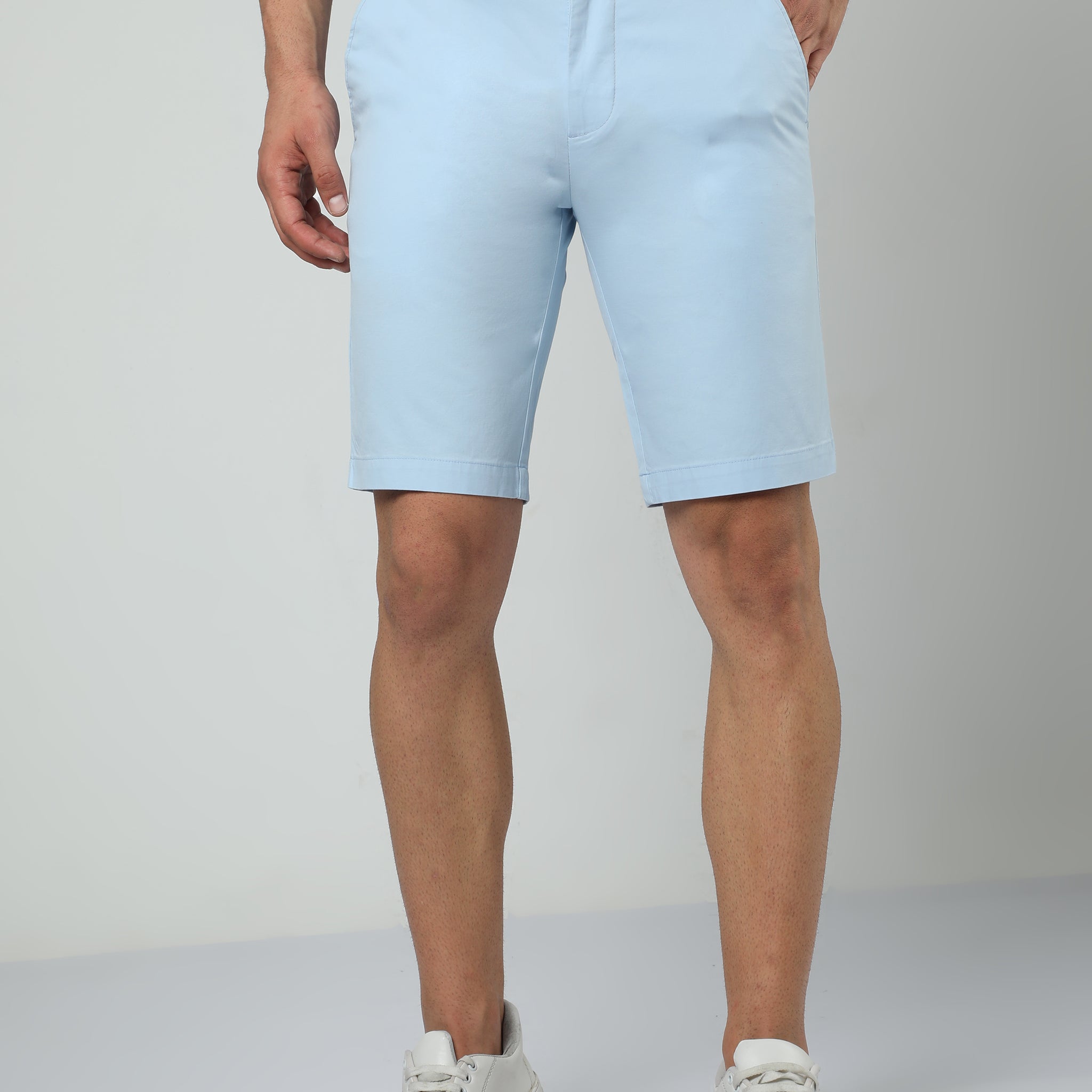 MEN SEA BLUE SOLID SHORTS