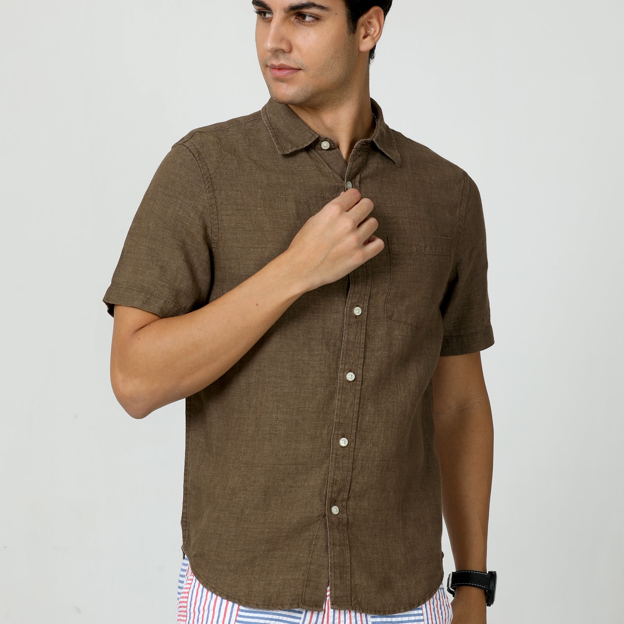 MEN LINEN BROWN SOLID HALF SLEEVE SHIRT